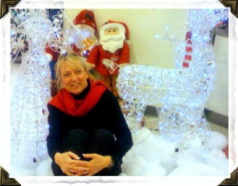 liz_strauss_and_and_the_reindeer-e-2