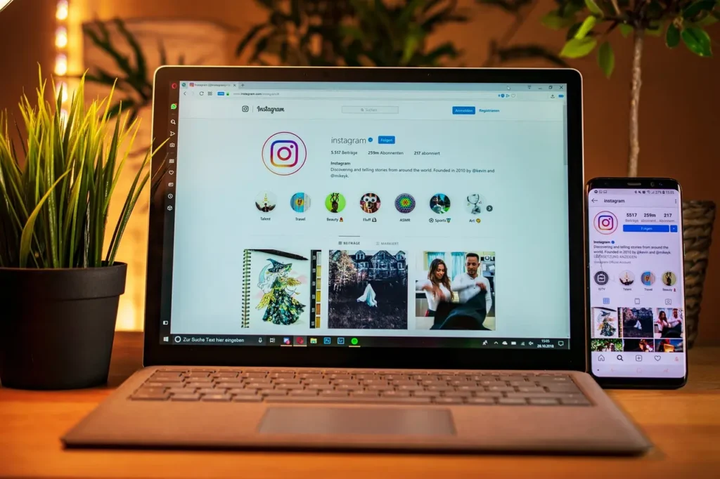 Linking Social Media Back to Your Blog